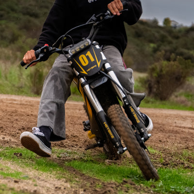 Villain_Electric_Dirt_Bike_Wheelie3