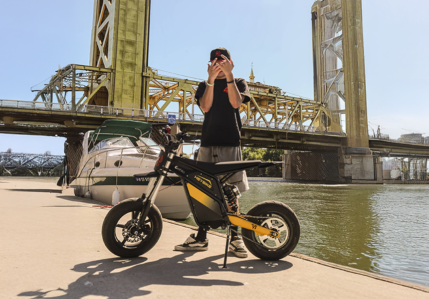 Heybike V1 Electric Dirt Bike + Supermoto Tire Set