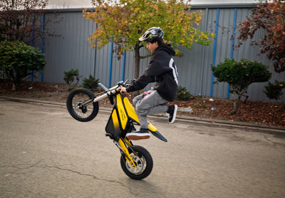 Heybike_Villain_Electric_Dirt_Bike_for_Teens_Adults_scene1